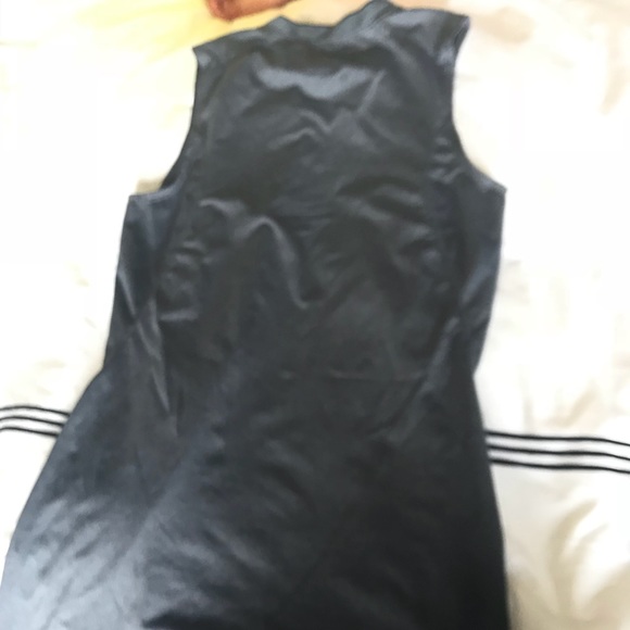 Nike workout top dry fit. - Picture 5 of 5